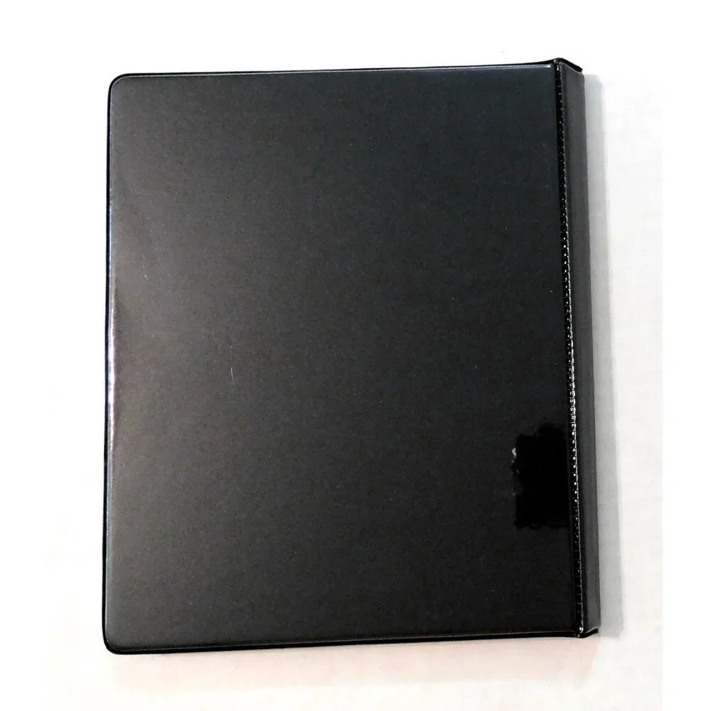 Seattle Sounders FC Soccer Team Card Binder 20 Cards 14 Signed